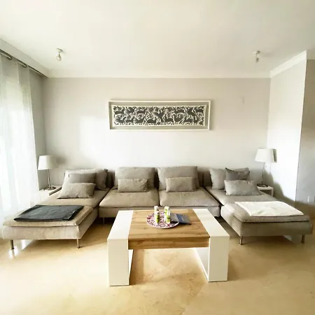 Urbanización La Herradura * Marbella